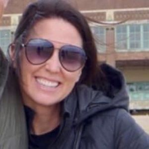 Meet your Posher, Caitlin